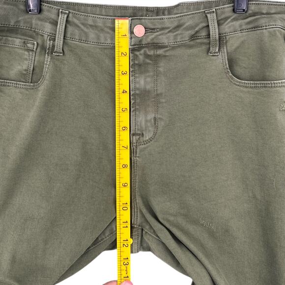 Old Navy Rockstar Green Distressed Mid Rise Skinny Jeans Womens Size 16 Regular - Picture 6 of 7